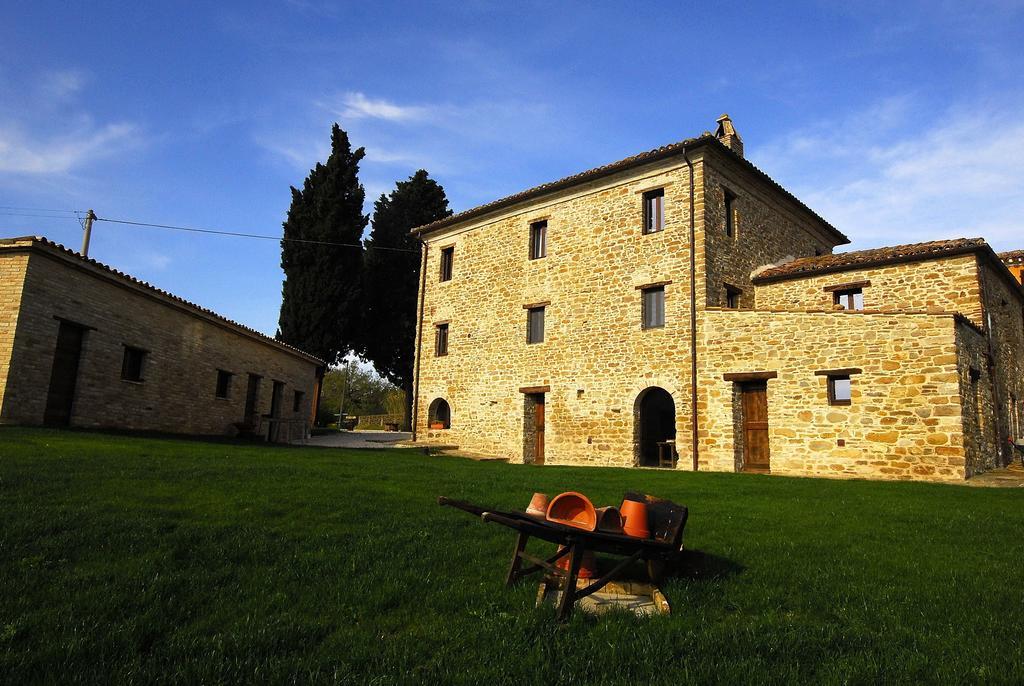 Il Capuccio San Lorenzo in Campo Exterior foto